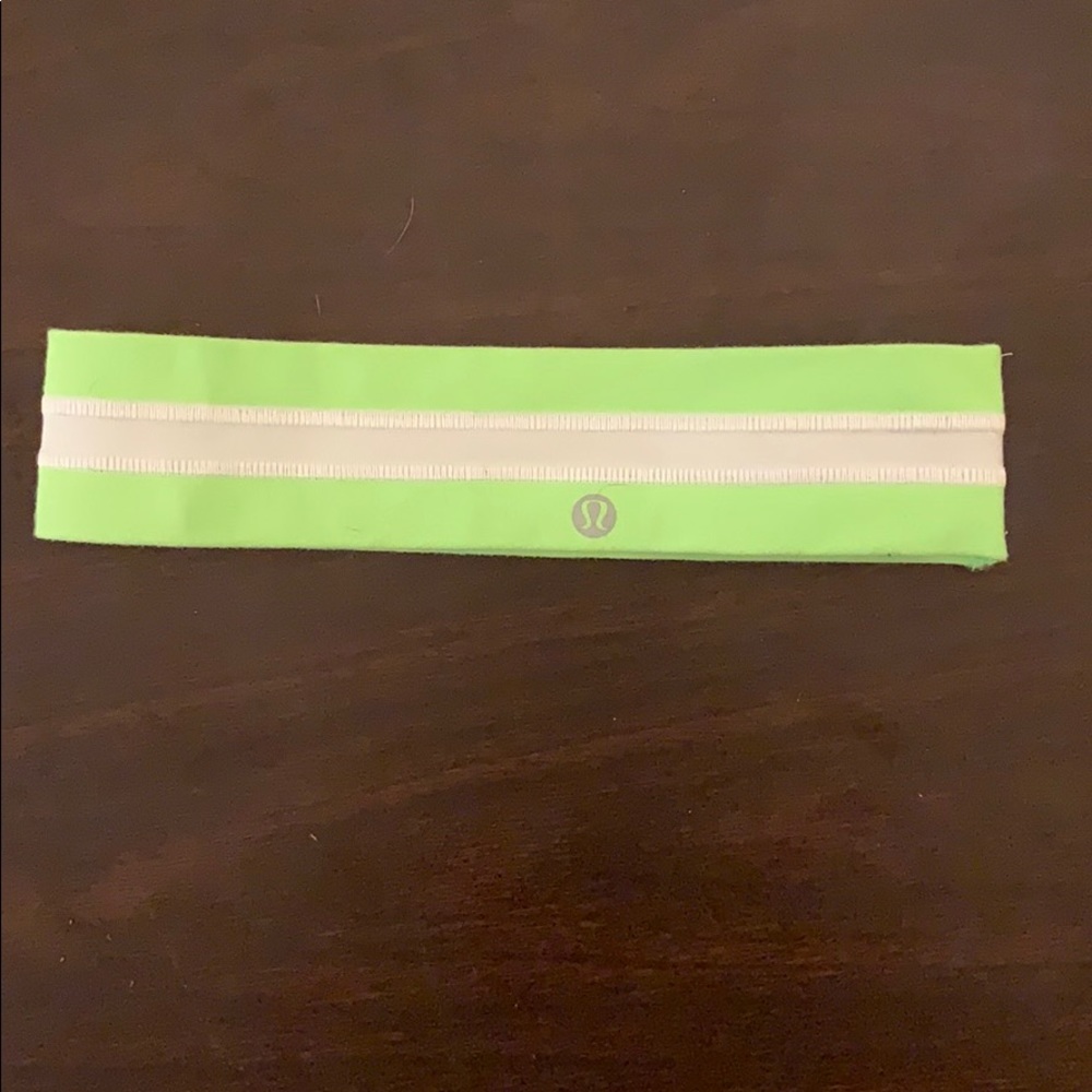 Lululemon headband.
